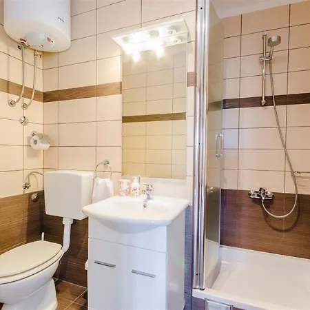 Apartment Rajna *